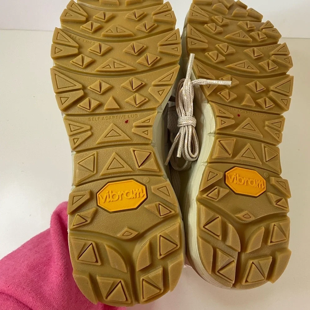 NWOT Veja Dekkan Sneaker Size 10 Women’s - Picture 11 of 13